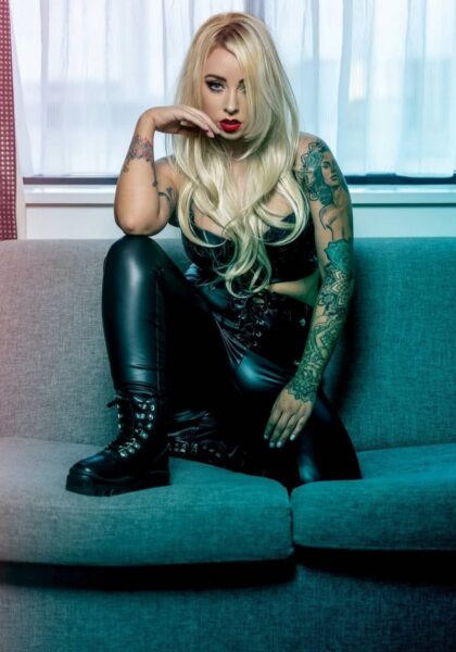 Miss Lady A haus